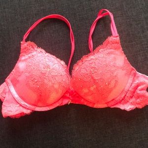 Victoria’s Secret bra